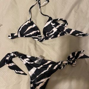 Black and white brand new two piece bikini